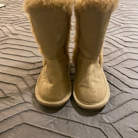 Mk boots - Picture 3 of 4